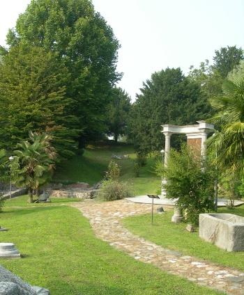 Vista del parco storico-archeologico S. Agostino a Cassago